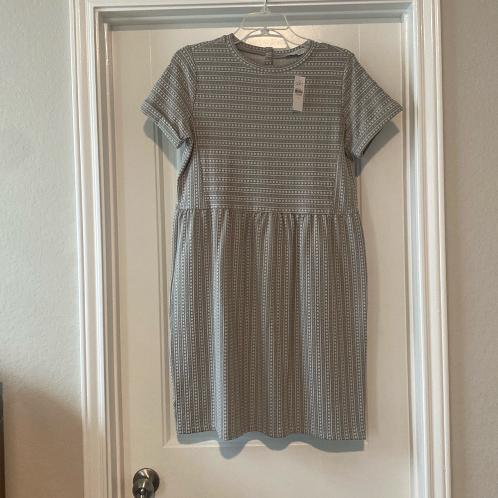 LOFT- Gray and White Dress, Small